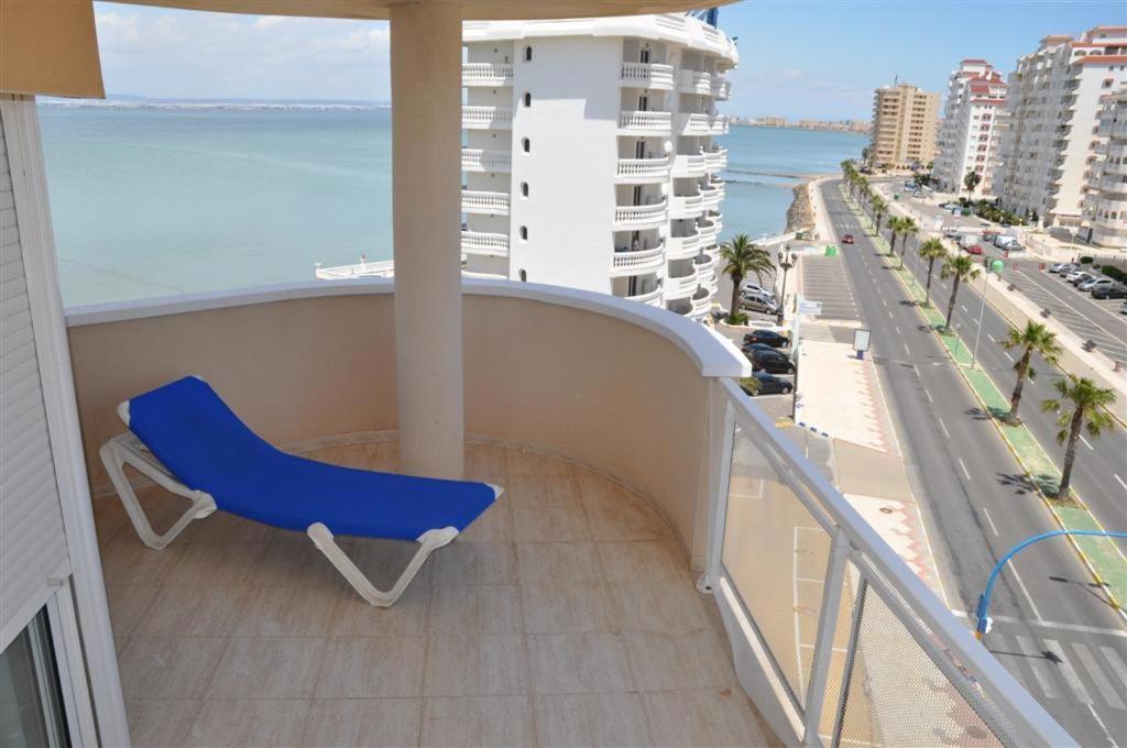 Apartamentos Vistamar La Manga del Mar Menor Luaran gambar