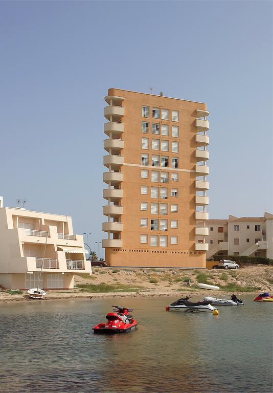 Apartamentos Vistamar La Manga del Mar Menor Luaran gambar